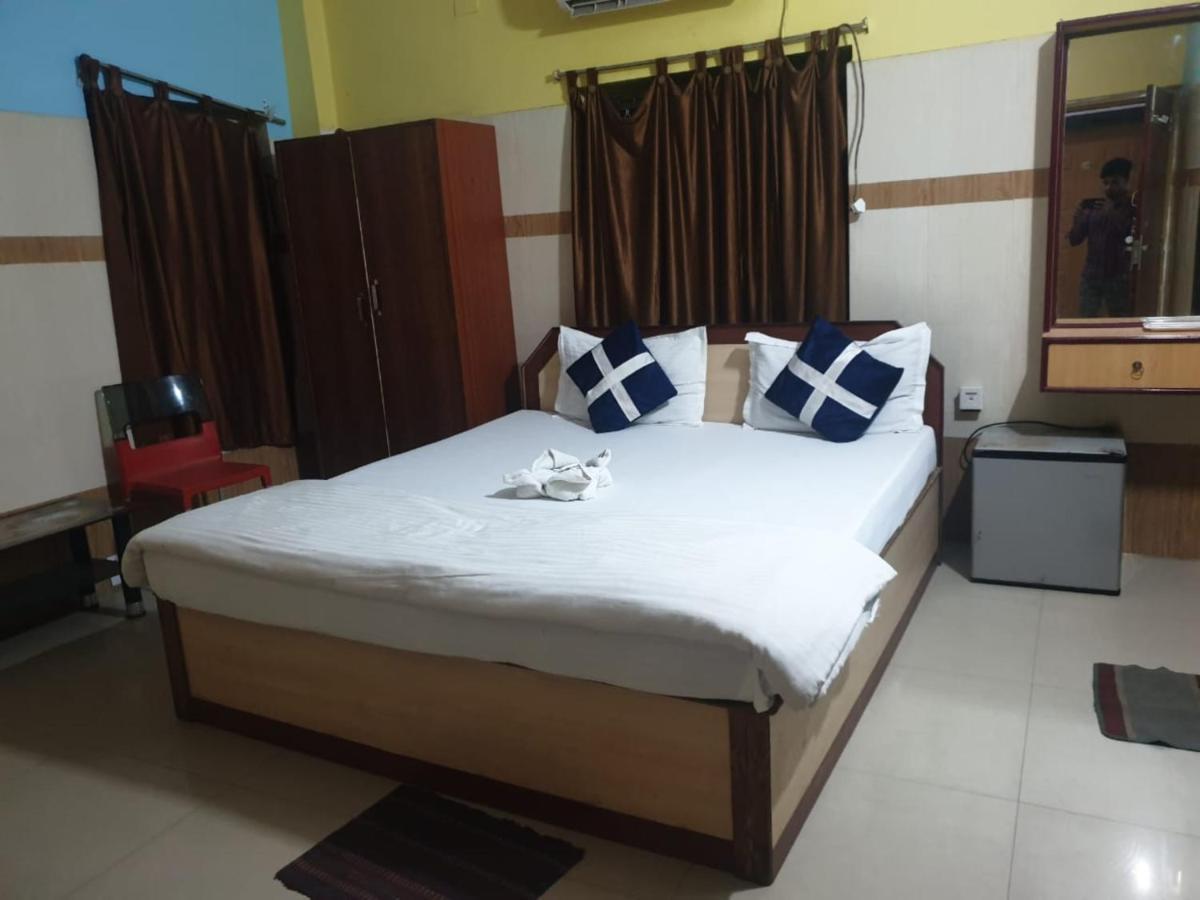 Goroomgo Star Inn Sea View פורי מראה חיצוני תמונה