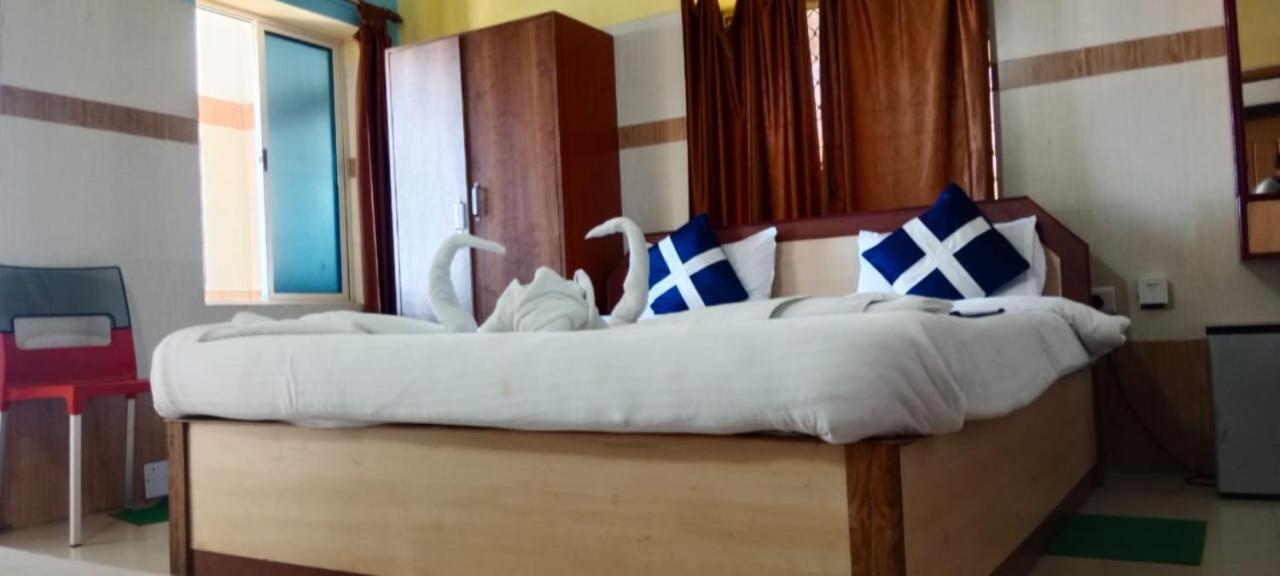 Goroomgo Star Inn Sea View פורי מראה חיצוני תמונה