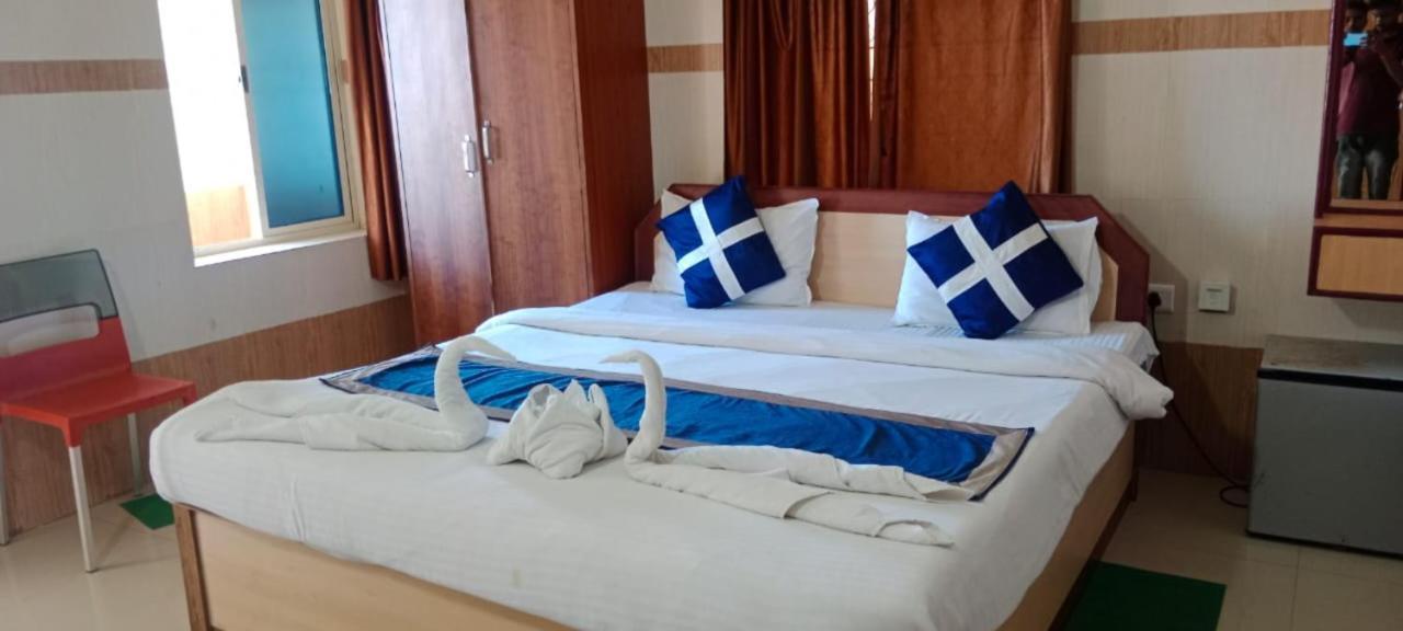 Goroomgo Star Inn Sea View פורי מראה חיצוני תמונה