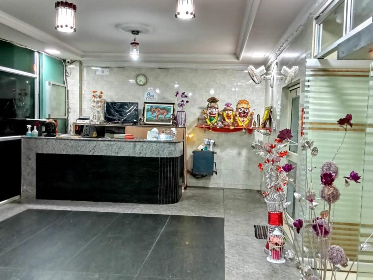 Goroomgo Star Inn Sea View פורי מראה חיצוני תמונה