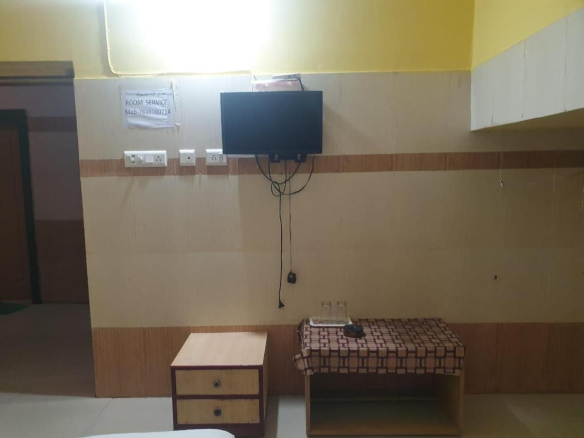Goroomgo Star Inn Sea View פורי מראה חיצוני תמונה